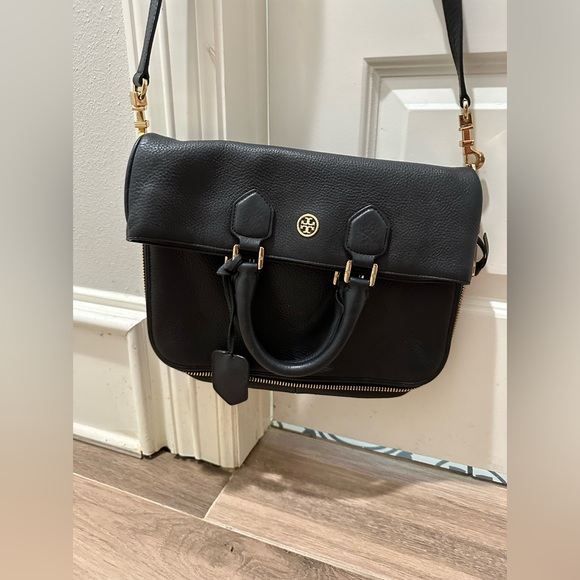 Tory Burch Handbags - Black Tory Burch Handbag/crossbody